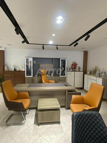 Table de réunion \ chaise de bureau \ tabouret 