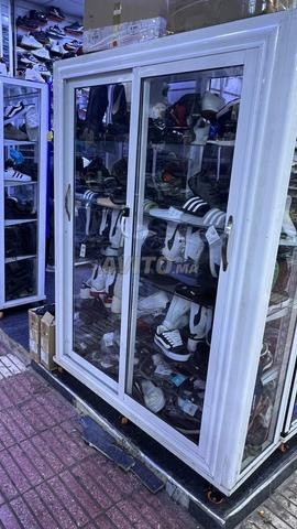 مرحبا فيترينات في حالة جيدة للاكسسورات