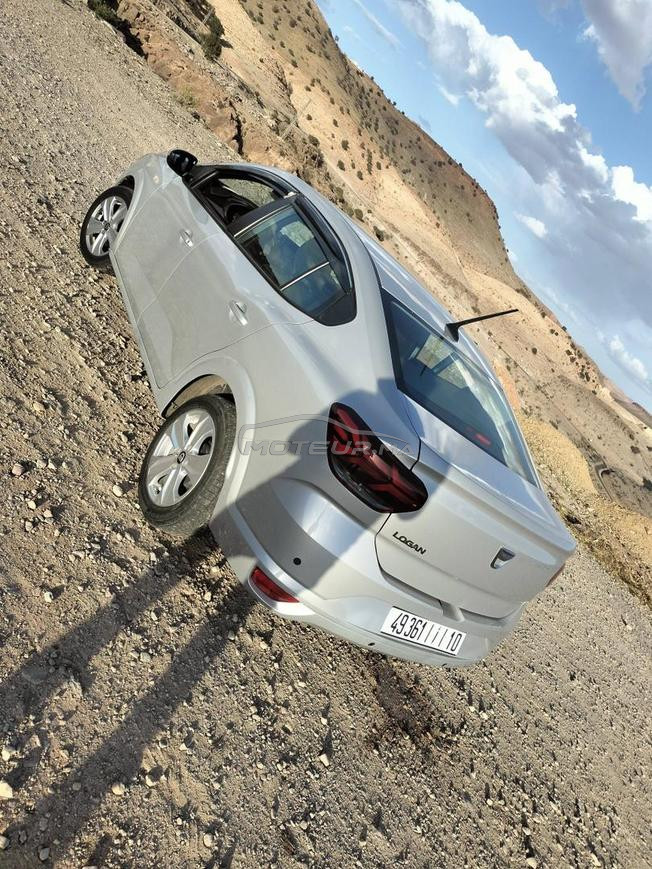 voitur dacia logan