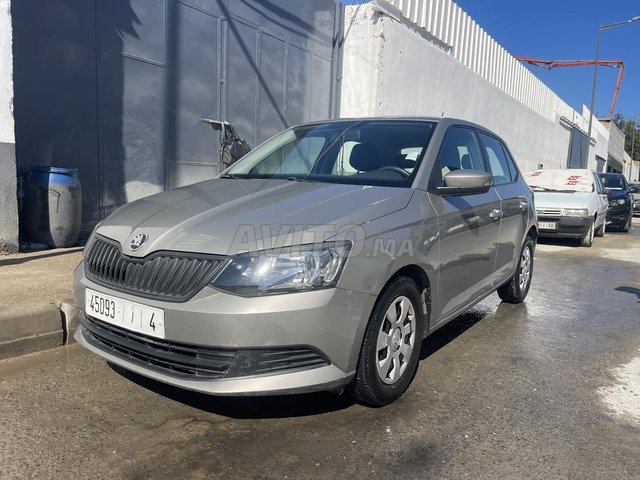 Skoda Fabia Essence Manuelle 2016 à Rabat