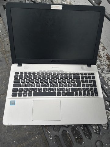 PC ASUS  I5 7ÉME GÉNÉRATI /4GB RAM DDR4/256GB SSD 