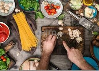 Femme de ménage. nounou. Garde malade