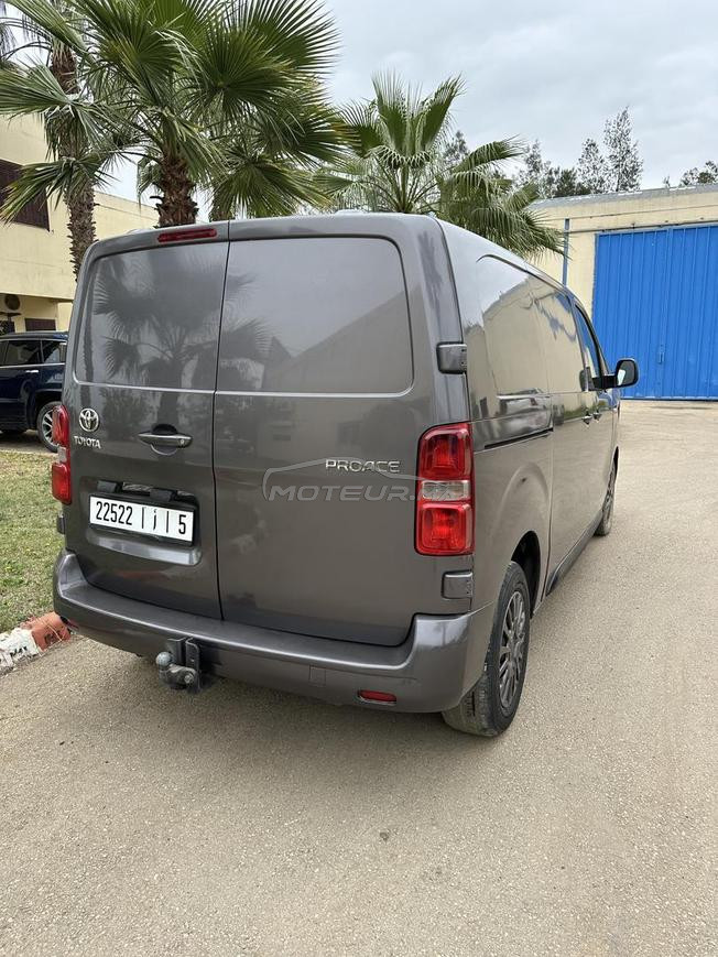 toyota proace