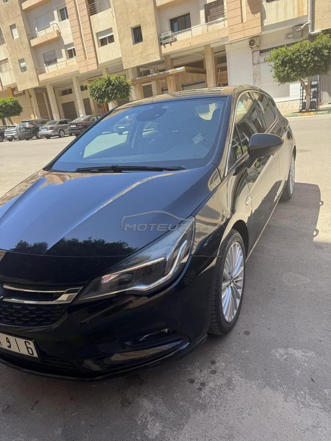 Opel Astra Diesel Manuelle 2019 à Oujda