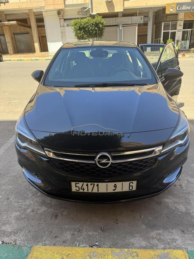 Opel Astra Diesel Manuelle 2019 à Oujda