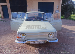 سيارات رونو 10 للبيع بمدينة دمنات الموضيل 1967