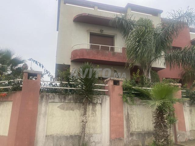 Villa spacieuse à vendre, Quartier en plein essor