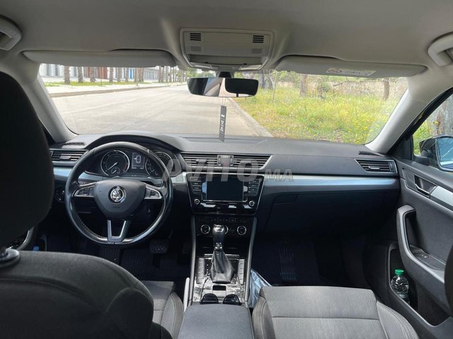 Skoda Superb Diesel Automatique 2020 à Kénitra
