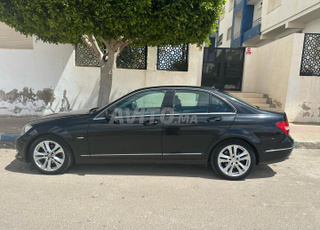 mercedes 220 automatique model 2013 