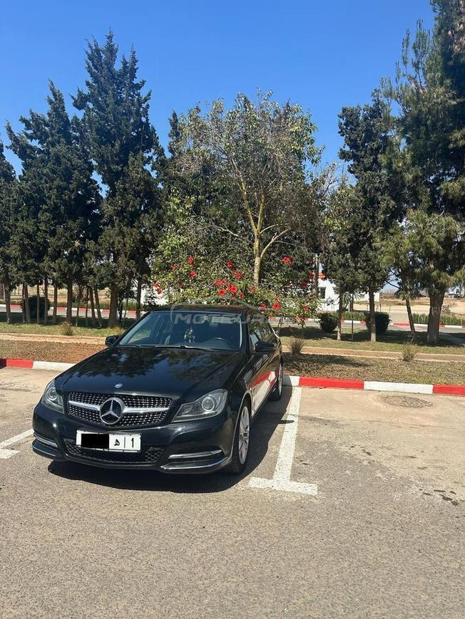 mercedes 220 automatique model 2013 