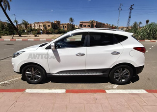 hyundai  x35 model 2015