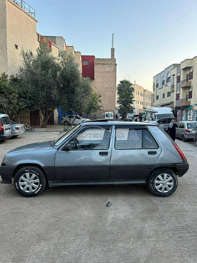 Renault R5 Essence Manuelle 1986 à Fès