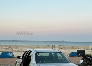 Mercedes-Benz 220 Diesel Automatique 1999 à Nador