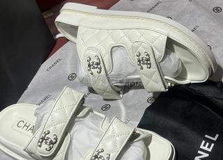 Mule Chanel en Vrai Cuir CH6543