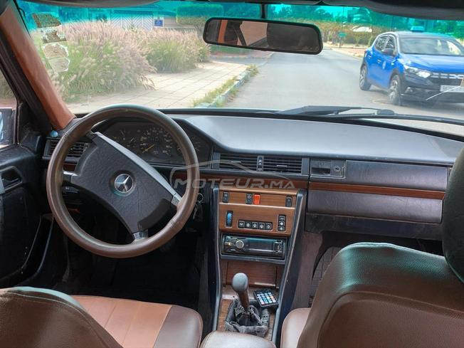 Mercedes-Benz 250 Diesel Manuelle 1998 à Rabat
