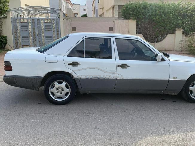 Mercedes-Benz 250 Diesel Manuelle 1998 à Rabat