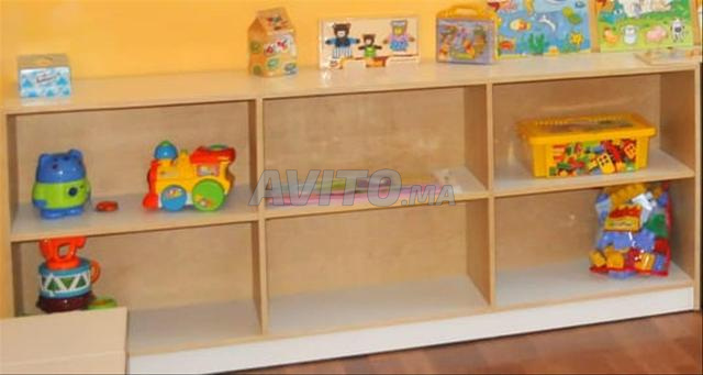 Étagères à 6 et 24 casiers 