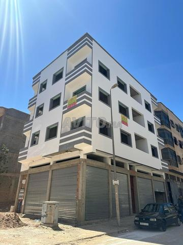 شقق ومحلات تجارية ممتازة وتتوفر على شروط الدعم