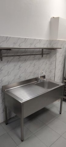 PLONGE INOX avec ROBINET et ETAGERE (لاڤابو)