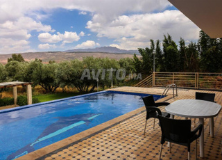 Villa de 250m à louer à la route d'ourika