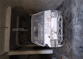 mitsubishi camionette 