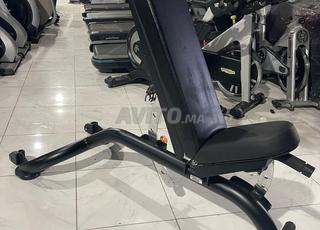 بنك قابل للتعديل من ماركة ماتريكس