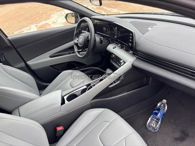 Hyundai Elantra Essence Automatique 2025