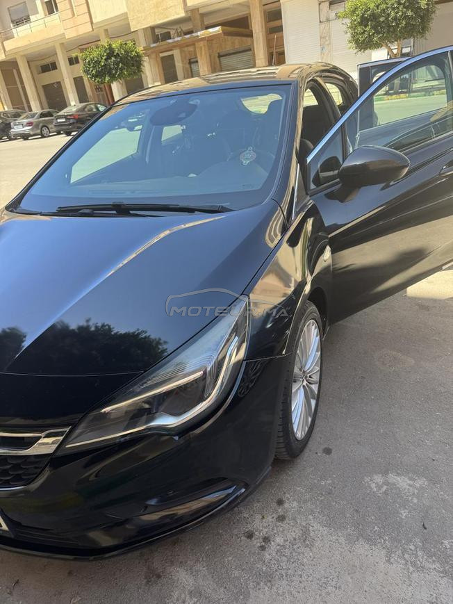 Opel Astra Diesel Manuelle 2019 à Oujda
