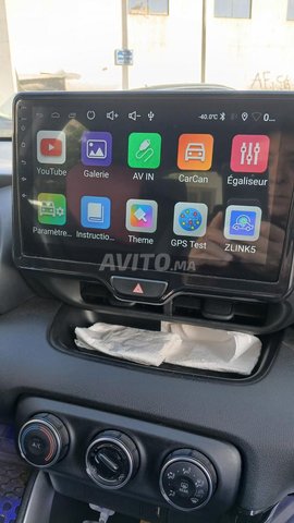 Radio    2G /32G pou toyota yaris model 22-23-24