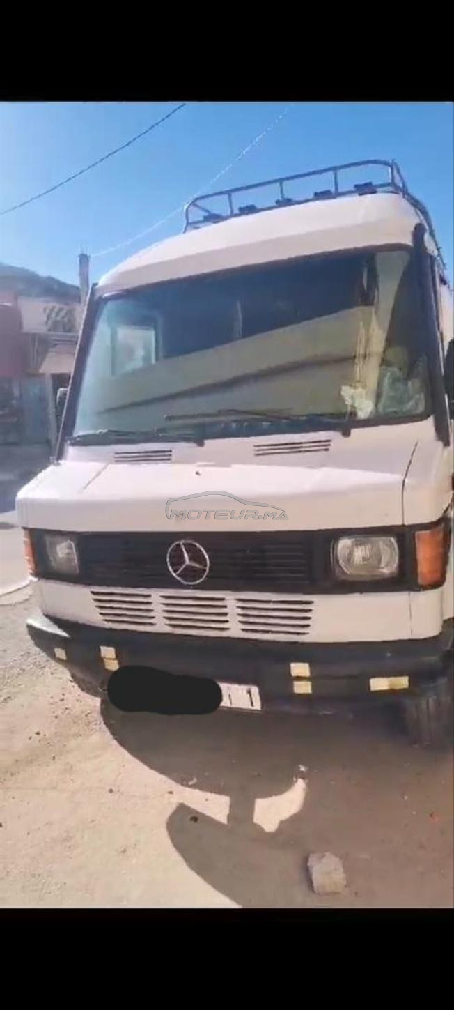 مرسيدس في حالة جد جيدة