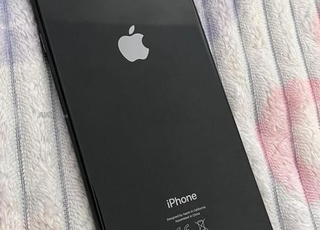 iphone 8plus 256gb avec chargeur