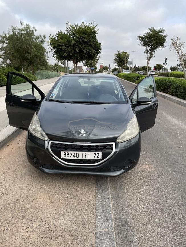 Peugeot 208 Essence Manuelle 2015 à Casablanca