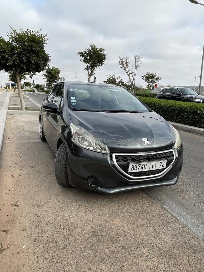 Peugeot 208 Essence Manuelle 2015 à Casablanca