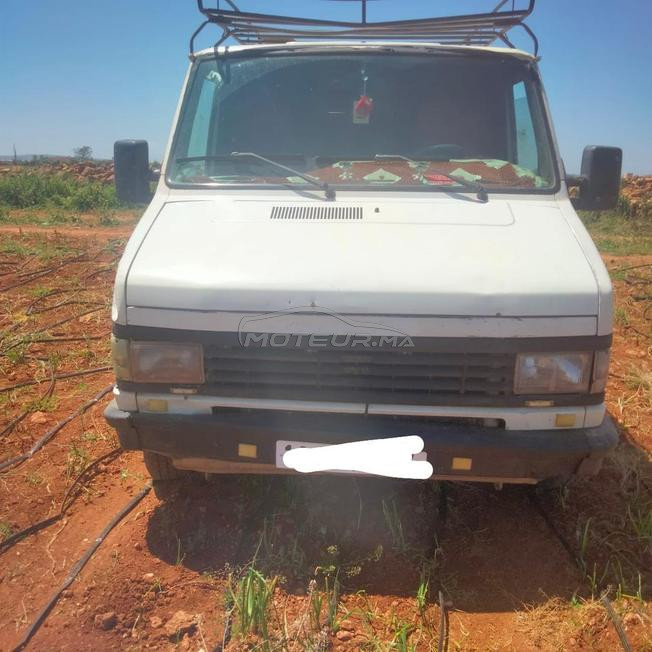 Peugeot J5 Diesel Manuelle 1989 à El Hajeb