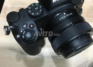 كاميرا Nikon Z5 الهجينة مع عدسة 24-50mm F4 جديدة
