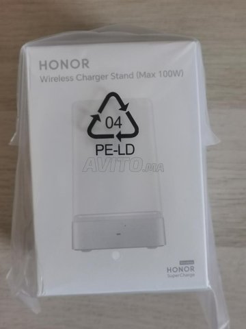 HONOR SuperCharge Wireless Charger Stand
