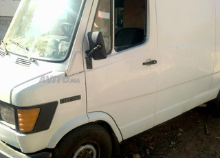 mercedes 307 model 1986