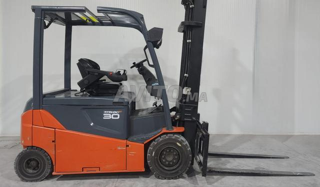 Chariot élévateur électrique 3 T Toyota  - 2