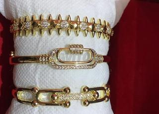 3براسلي اكسسوارات 