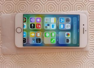 iphone 8 , 64g comme neuf