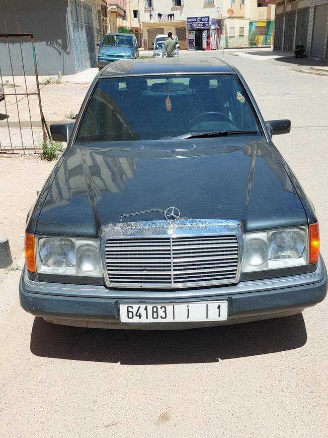 Mercedes 250D