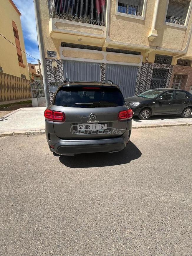 très belle voiture 