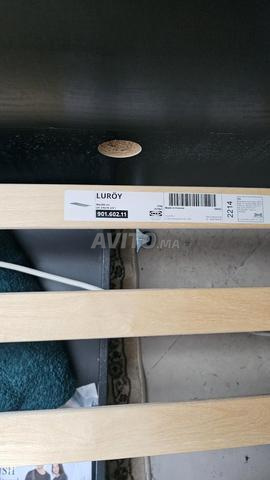 Lit avec sommier - matelas IKEA – Très bon état