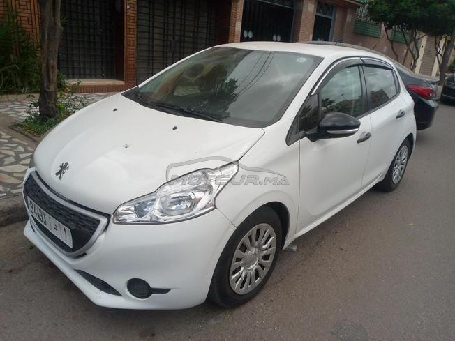 Peugeot 208 essence 