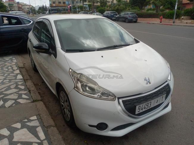 Peugeot 208 essence 