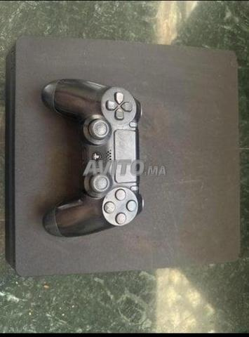 PS4 slim 1T avec manette - 2