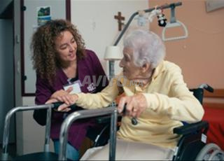 تنظيف ورعاية الأطفال