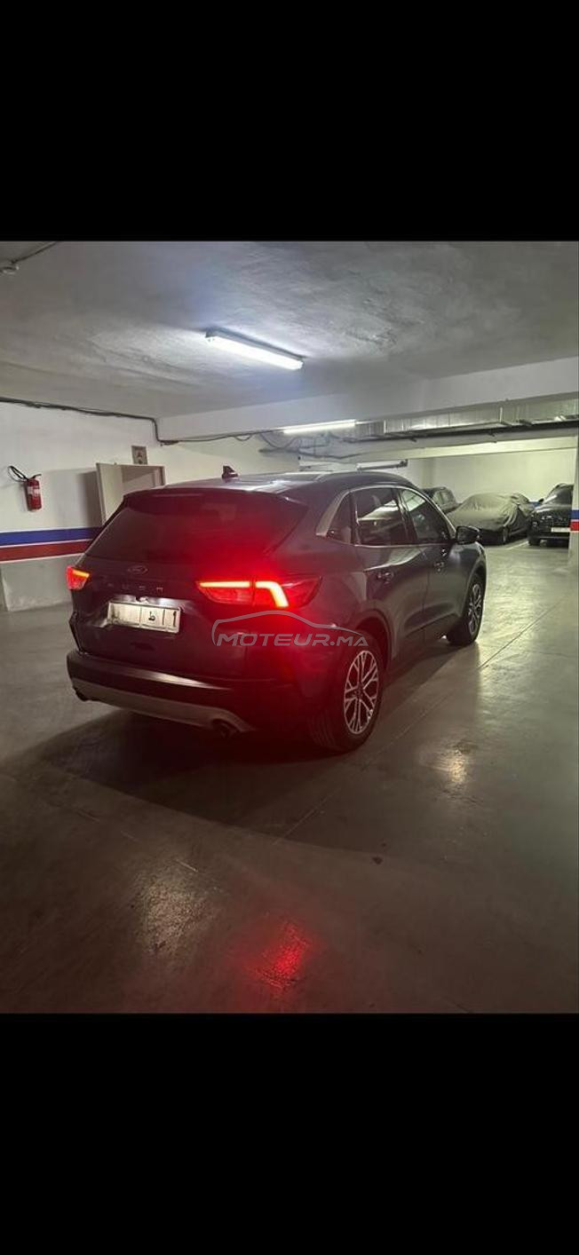 Ford kuga titanium