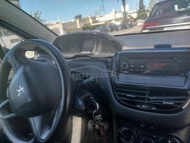 Peugeot 208 Essence Automatique 2014 à Casablanca