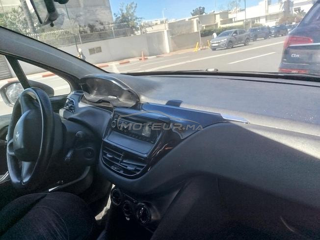 Peugeot 208 Essence Automatique 2014 à Casablanca